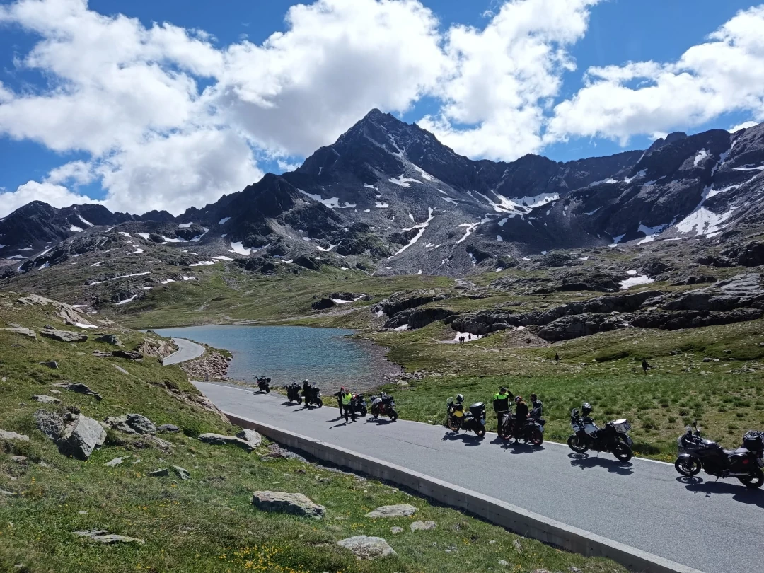 Viaggio di gruppo in moto